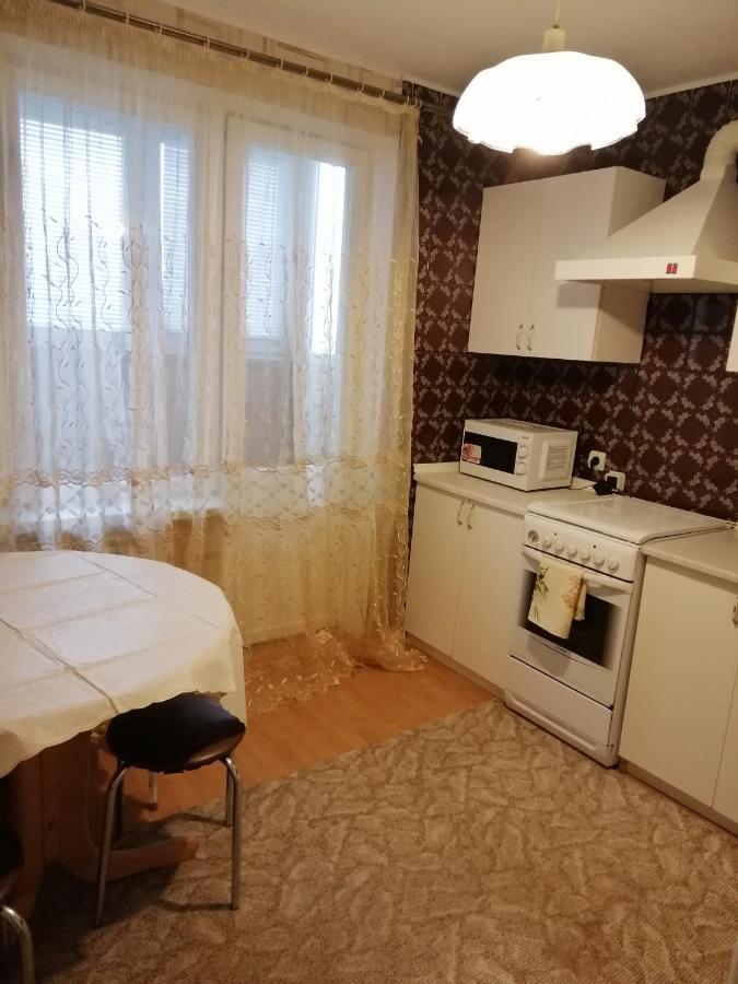 Патриарха Скрипника 7,Жд Вокзал, Ультрамарин Daire Kiev Dış mekan fotoğraf